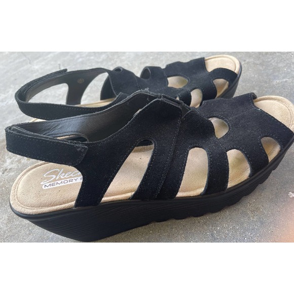 SKETCHERS Womens Memory Foam Wedge Heels Black Strap Suede Sandals Shoes 9.5 - Picture 2 of 12
